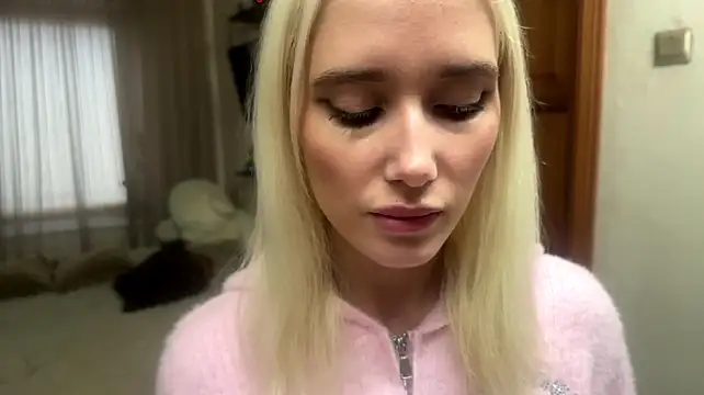 FloriaMinteer - take off my bra
