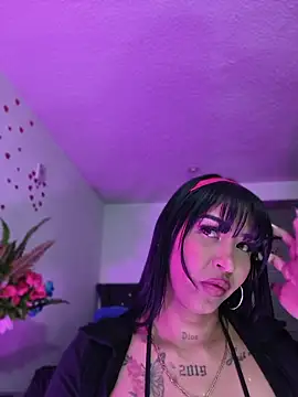 Gabilicious25 - suck titts