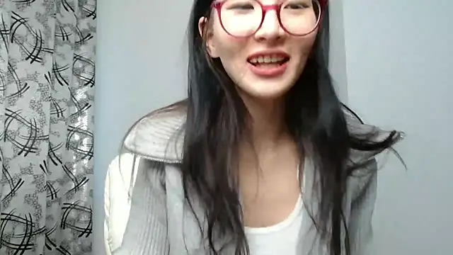 Newfrommacau - live your life and find your wife