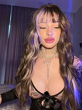 Madelinexx - Last tip wins 2 vids 📹