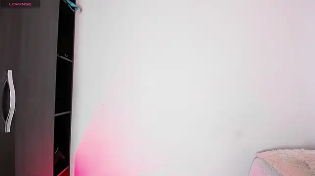 Adara_evanss - oil in my boobs