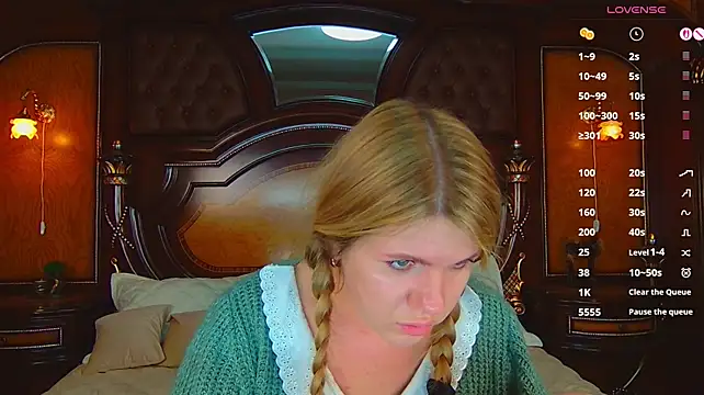 NoraBigAss - Big Squirt