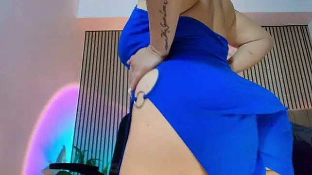JuliRamirez - sexy dance naked in oil