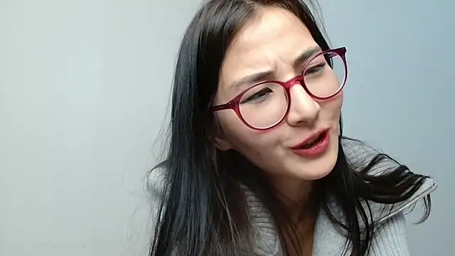 Newfrommacau - live your life and find your wife