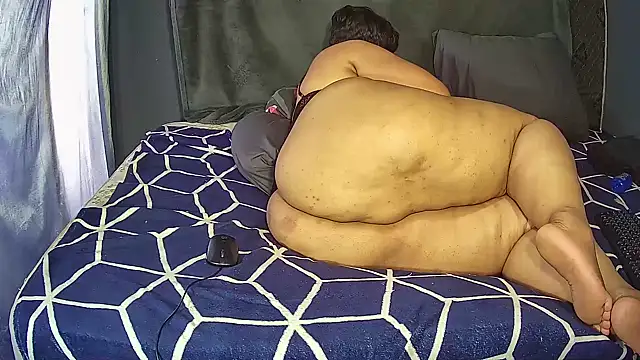 BustyThickyAss