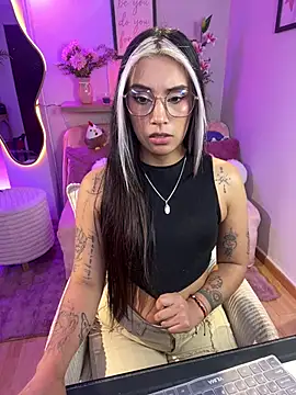 La_monitora - Quick Prize: short video 1-min naked