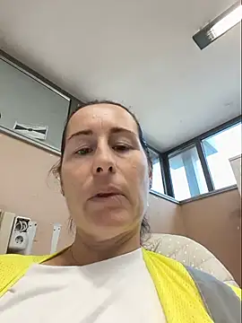 Bichota85 - Dedito culo+ 2 videos lt