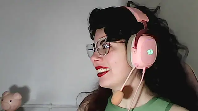 Owly_bloom - just chatting
