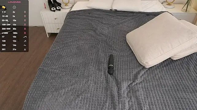 Peopleneedlove144 - stockings+heels