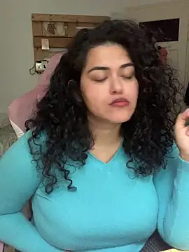 Curvydesifromgermany - Oil on tits