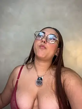 Tiny_Gray - deepthroat with saliva