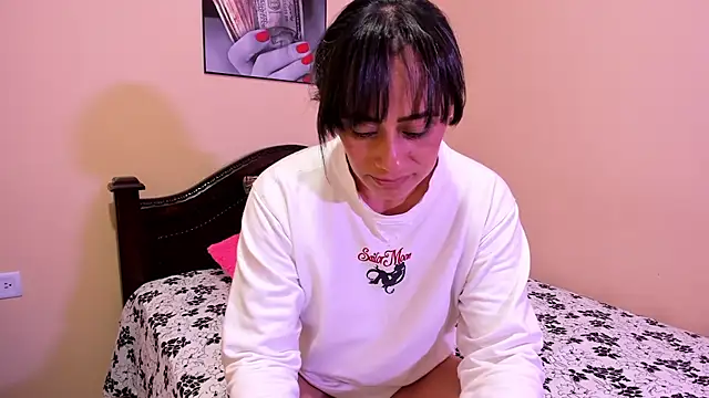 Sara_florez12 - explore my naked body