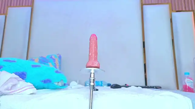 Paola_rodriguez - Squirt in your face 😈😈😈