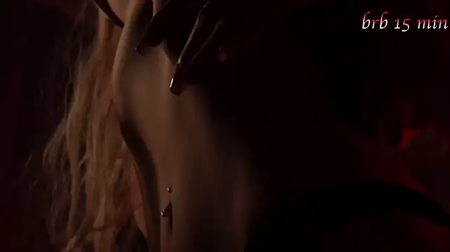 Alvuwkaa - naked on the ball