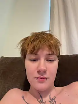 IceMur - dildo in pussy