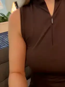 SashaCatt - Masturbation completely naked 😈