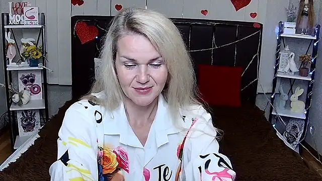 PenelopaMurMiay - Make me wet for you.
