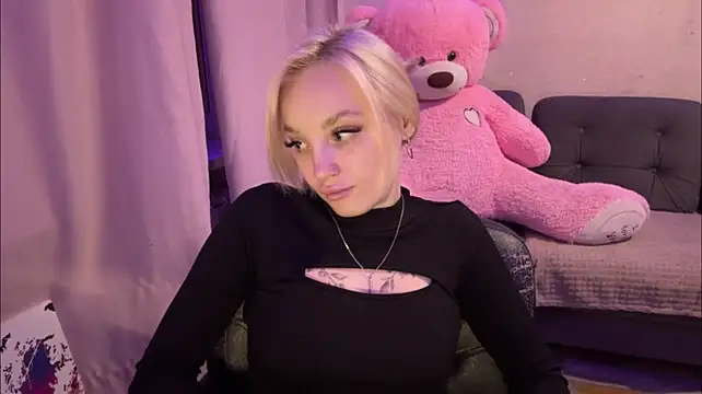 Amirarerrette - cute wink <3