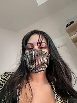 Queen-chamss - Rub pussy العبي بكسك