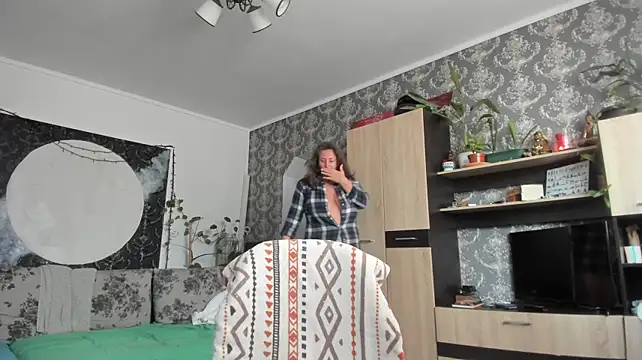 Kellyxx34 - Squirt show