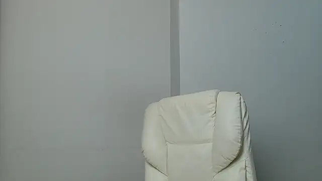 Newfrommacau - live your life and find your wife