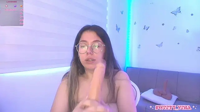 Sweettvera - Handjob for u cock with saliva