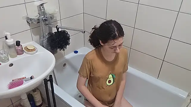 ChrystalAlma - send my boobs