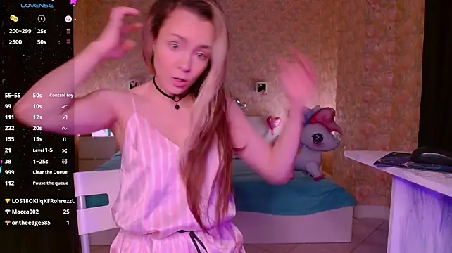 Little_Rockk - 🎀Remove shorts and shake my ass🎀