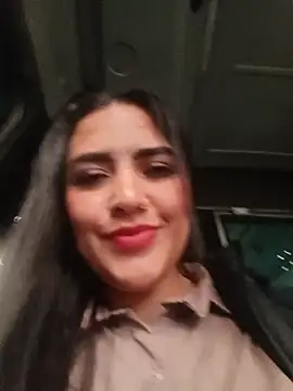 MAYE__13 - I take off my bracelets in public
