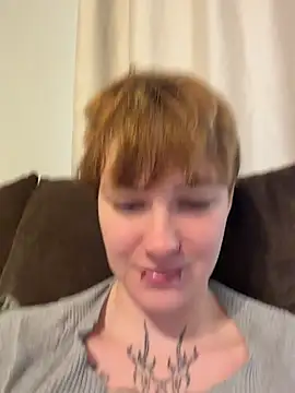 IceMur - dildo in pussy