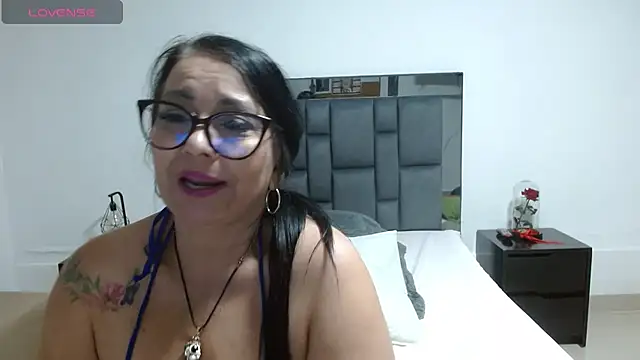 Lindaesmeralda - Control my Lush for  5 min💦💦💦💦
