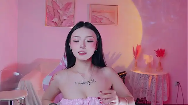 Xiyu-Ada - 😍精油揉屁股