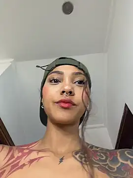 LizStorm_ - sensual stripdance with oil