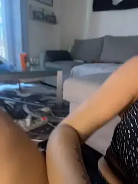 Sacha-xx - Flash blowjob
