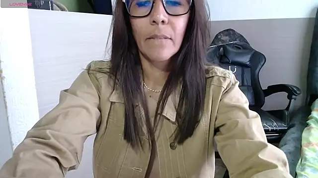 Horny_paty - squirt with my planter on