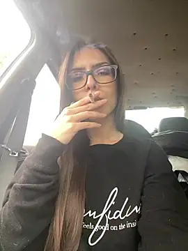 EmaLowe - CUM SHOW TK😍LAST TIP WIN A HOT VIDEO🥵
