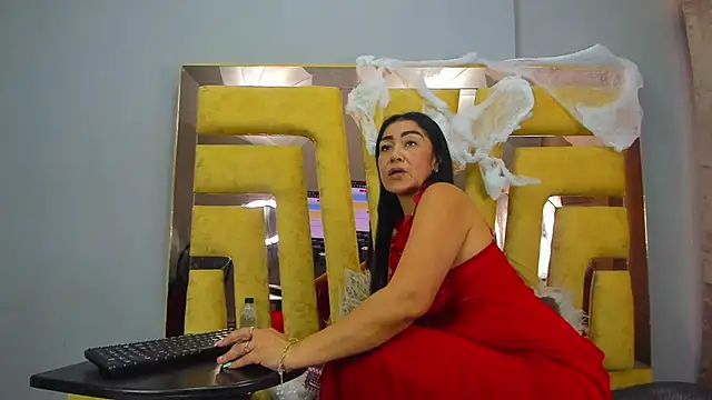 VikyThomsonn - anal