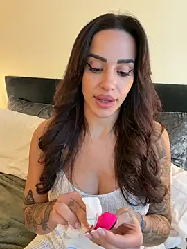 -Alisa - Pussy Play w Fingers