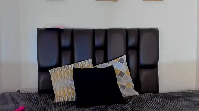 Lana-rosse - play and bouncing boobs