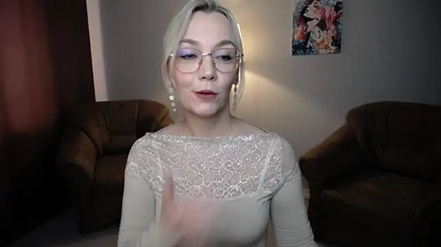 Ava_Elior - Professional neck and back massage