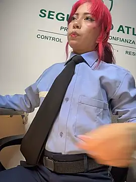 Zakura_66 - Show boobs in reception