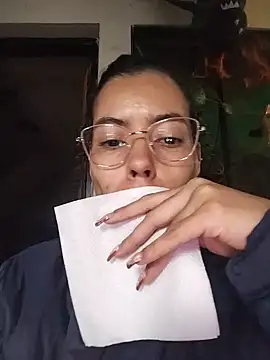 Pamelamiler__ - Show tits pinch nipples