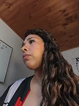 Ivon_C - Show Pussy in public