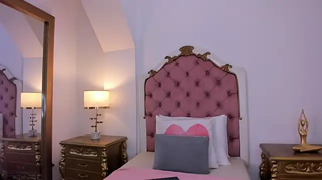 Sofia_martinez_9 - spank in ass(x5)