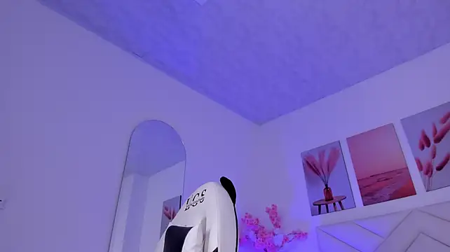 Brianna_bigboobs