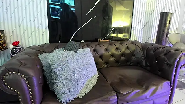 OliviaWilliamm - Slap boobs x10