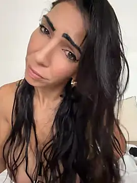 YasmineRiva - 🐈🍌Gode ta pussy + LT 🎁