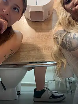 Coconut_milk - Sit on cam+slide pant 1 girl