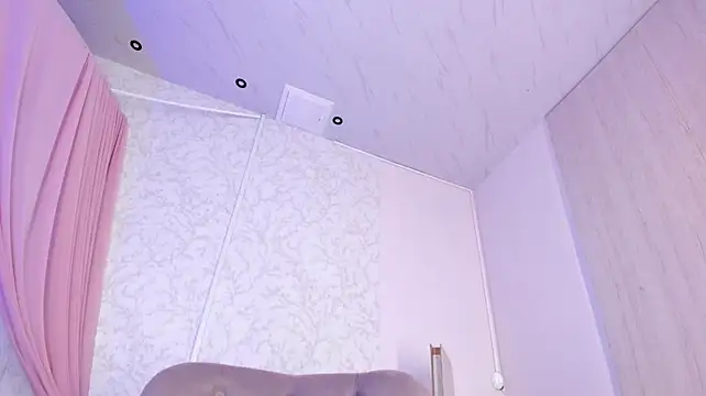 PaulinaDuarte - Drop saliva in boobs + spank with ur dic