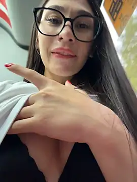 Aria51 - shake naked tits in front people BUS🚌🫣
